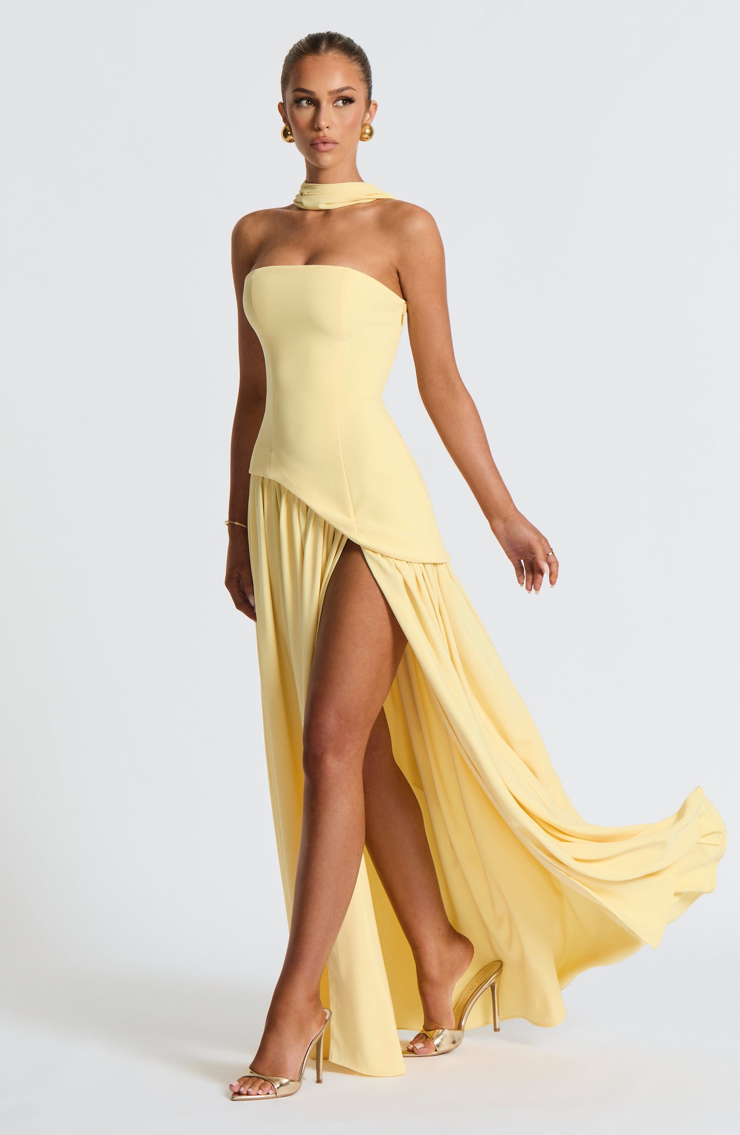 Barbara | Vestido versatil de pierna abierta