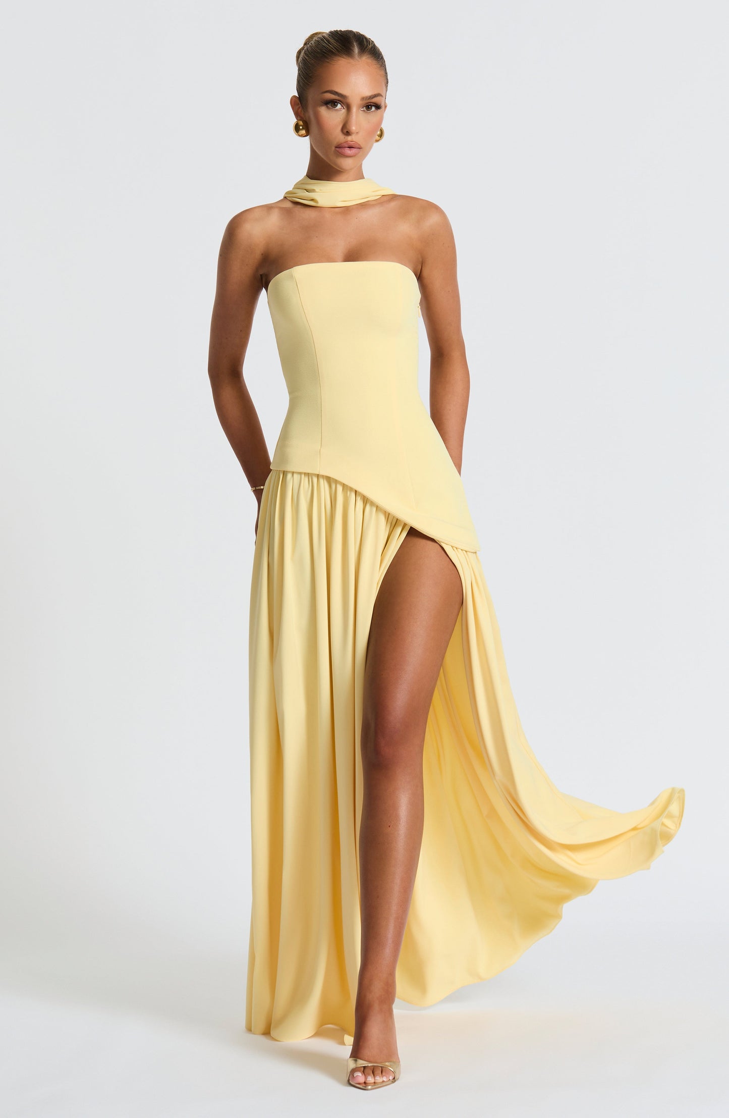 Barbara | Vestido versatil de pierna abierta