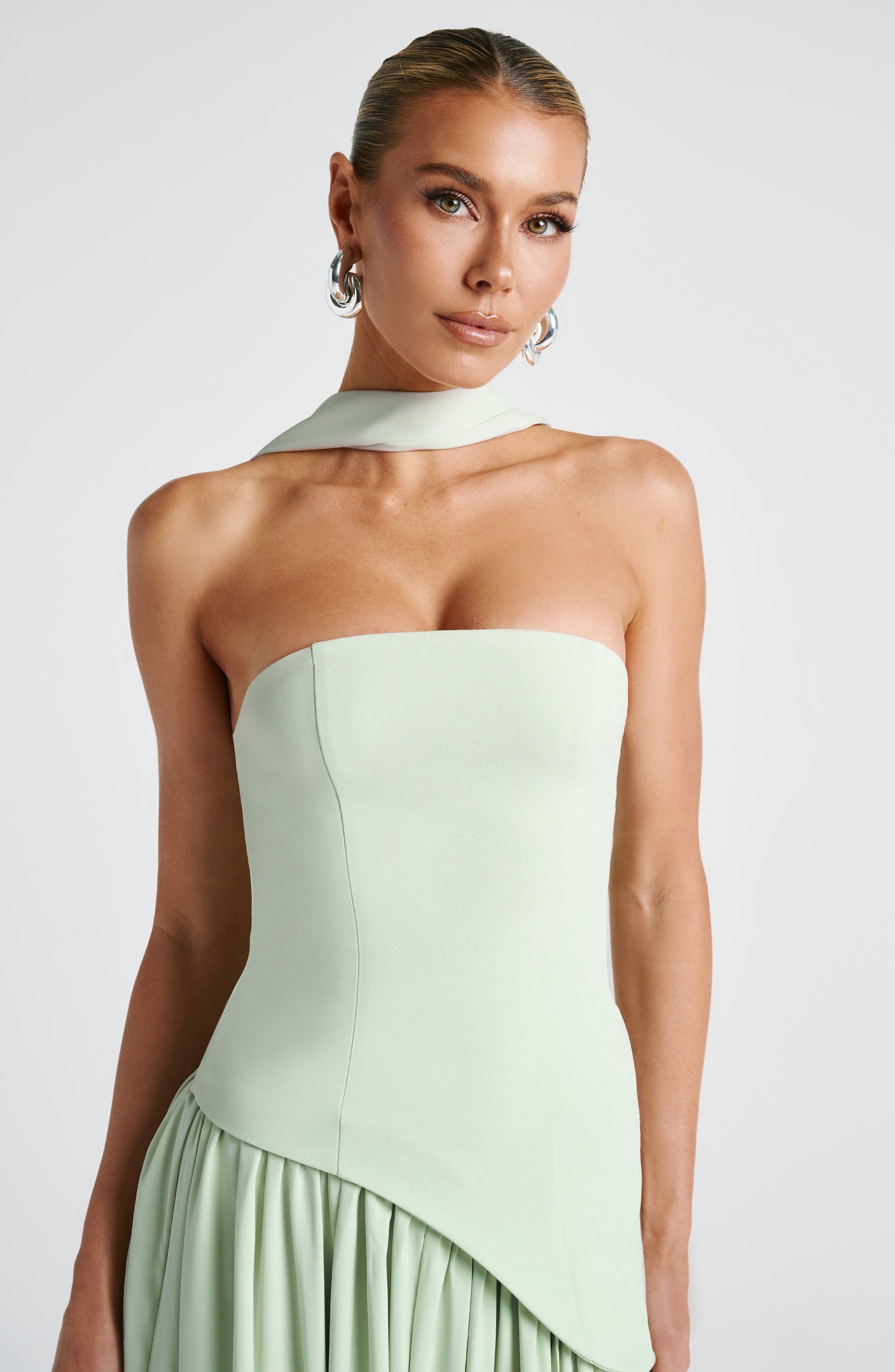 Barbara | Vestido versatil de pierna abierta