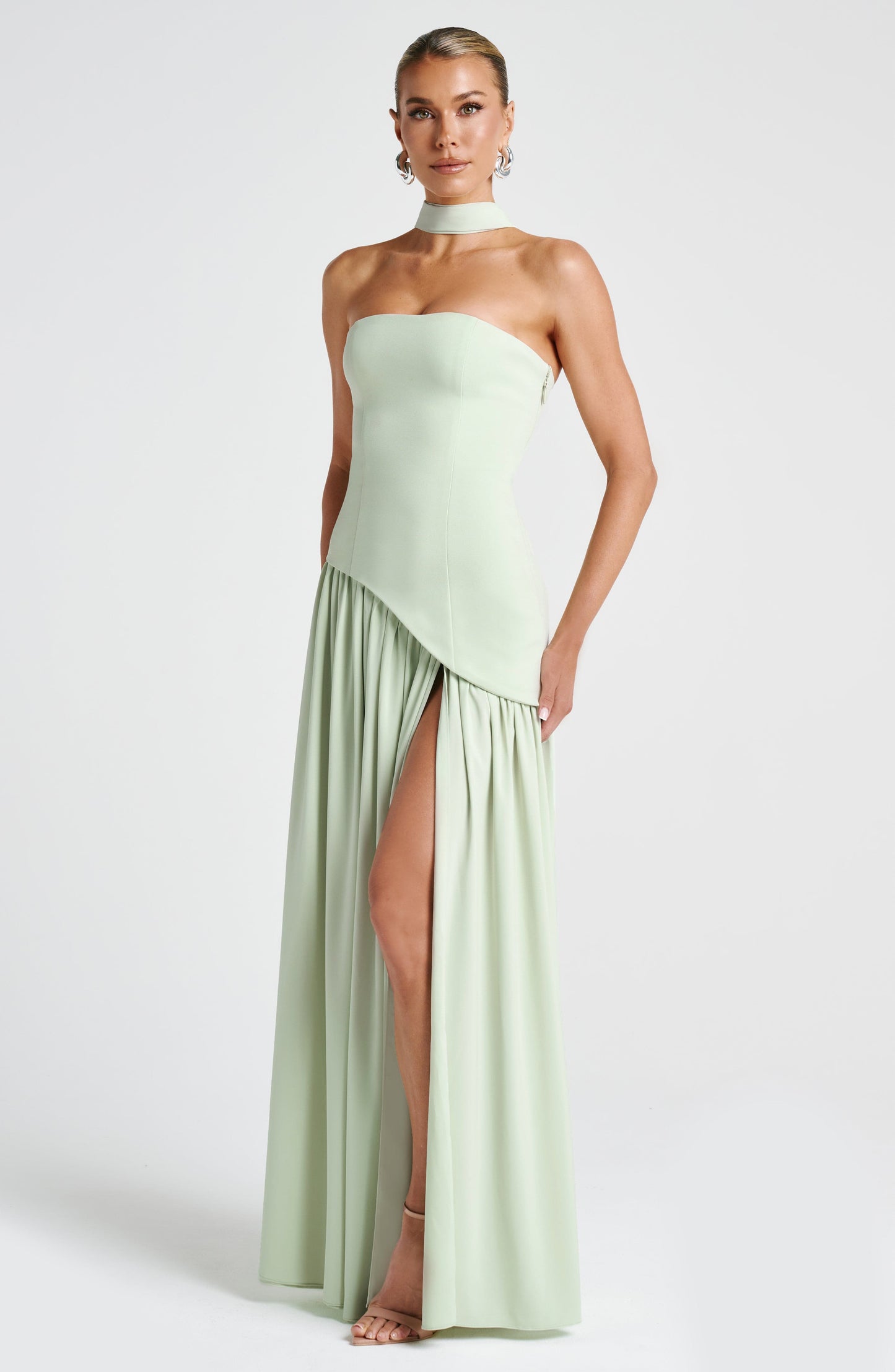 Barbara | Vestido versatil de pierna abierta