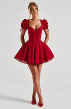 Annie | Vestido mini rojo de cuello cuadrado con ribete de encaje