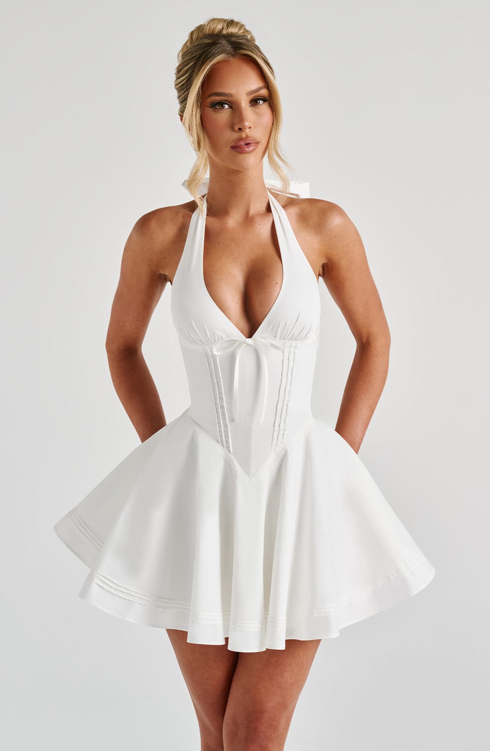 Serena | Vestido mini de escote halter
