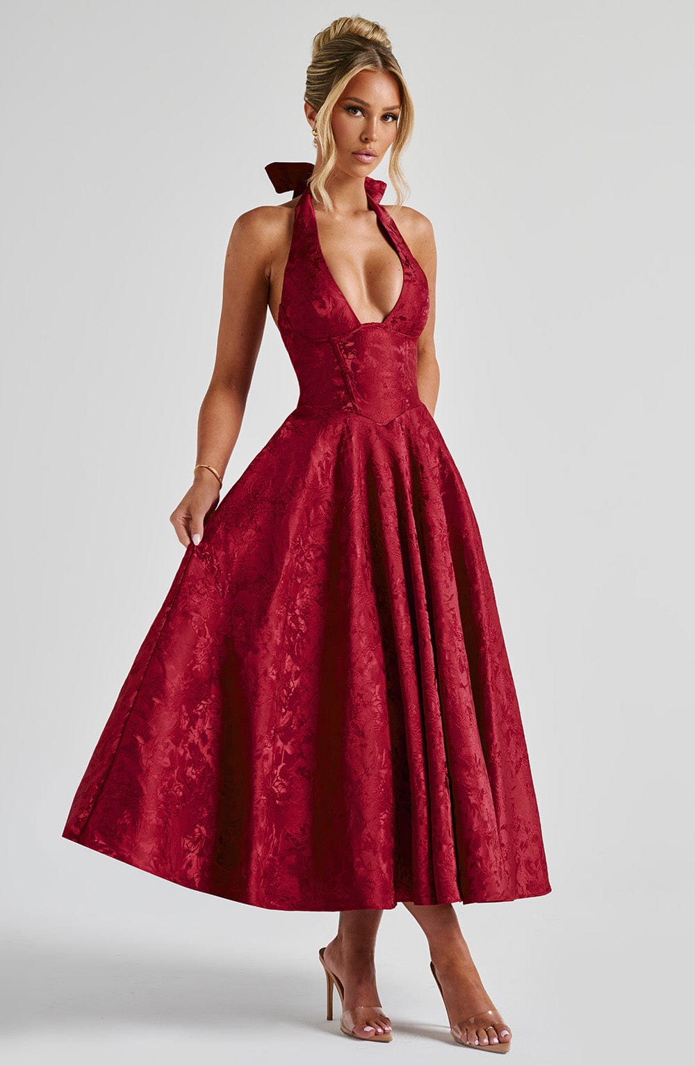 Noelia | Vestido midi de jacquard rojo con falda completa