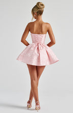 Salome | Vestido mini de jacquard rubor sin tirantes con lazo