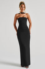 Yulia | Vestido maxi de crepé negro con escote palabra de honor