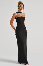 Yulia | Vestido maxi de crepé negro con escote palabra de honor